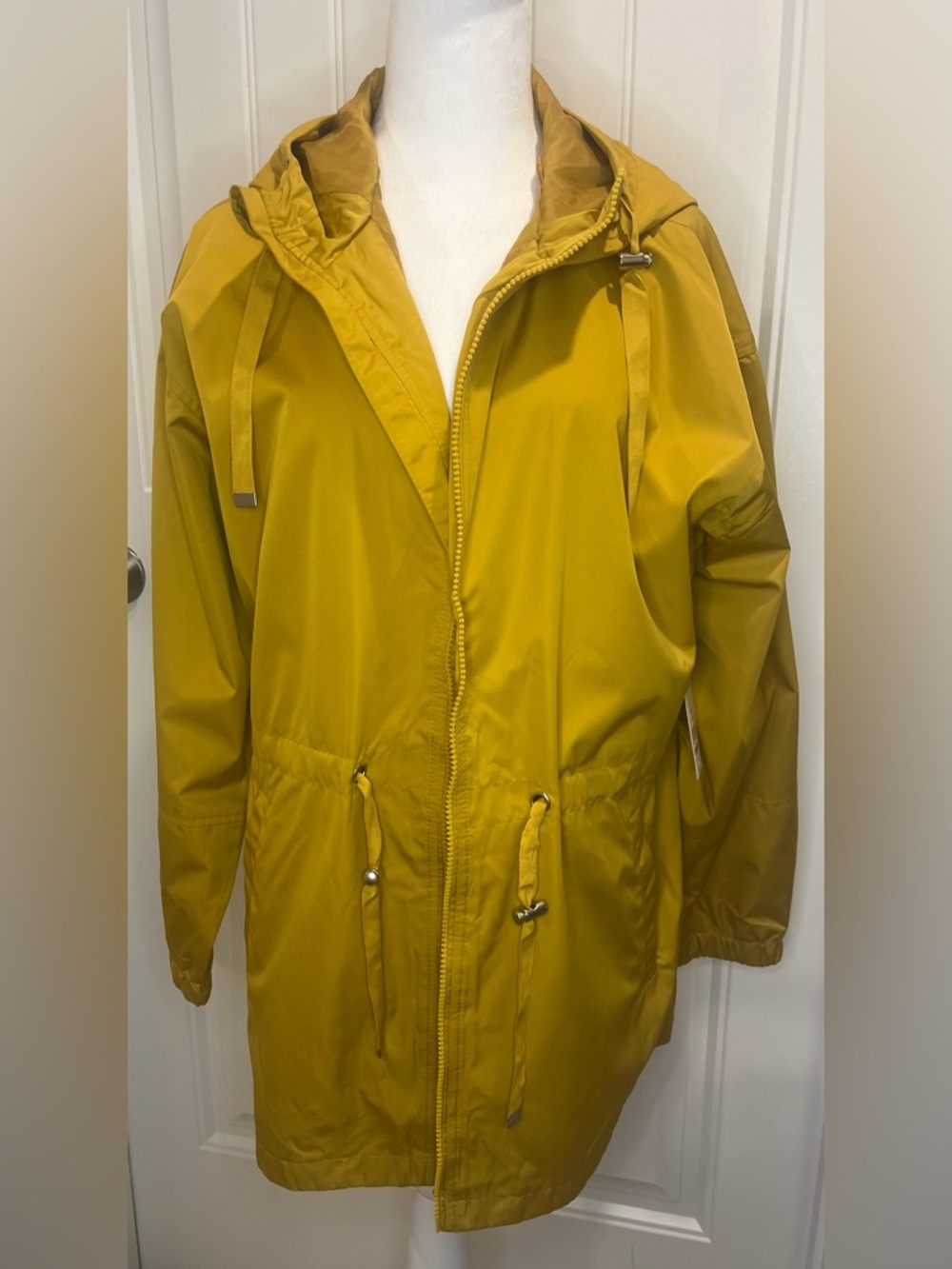 Women’s Mustard Yellow Hooded Rain Jacket -Lightweight Size Large